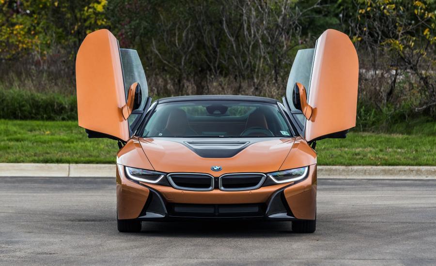  BMW i8 Roadster (I15) 2018 года  (NA) (фото 2 из 17)